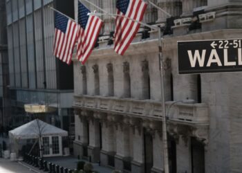 Today’s Stock Market: Dow Futures Rise Following Fed Outlook Triggering 1,123-Point Drop