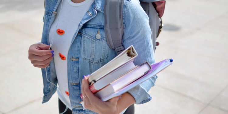 A Comprehensive Guide to Understanding Student Loans for Borrowers