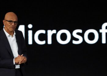 Memo Indicates Microsoft Temporarily Halts Hiring in U.S. Consulting Division