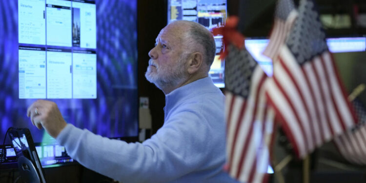 Dow, S&P 500, Nasdaq Futures Pause as Earnings Season Looms