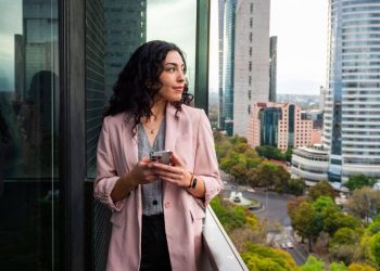 Leverage Outsourcing to Tackle Operational Challenges in Alternative Investments