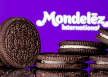 Mondelez Anticipates Significant Annual Profit Decline Due to Rising Cocoa Costs