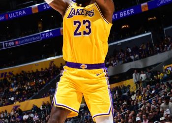 Opinion: It’s Time for a LeBron James Statue in L.A.’s Star Plaza